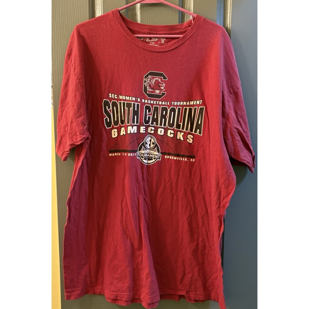 The Victory South Carolina Gamecocks T-shirt XXL 2017 Tournament.